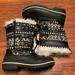 Child’s Winter Boots